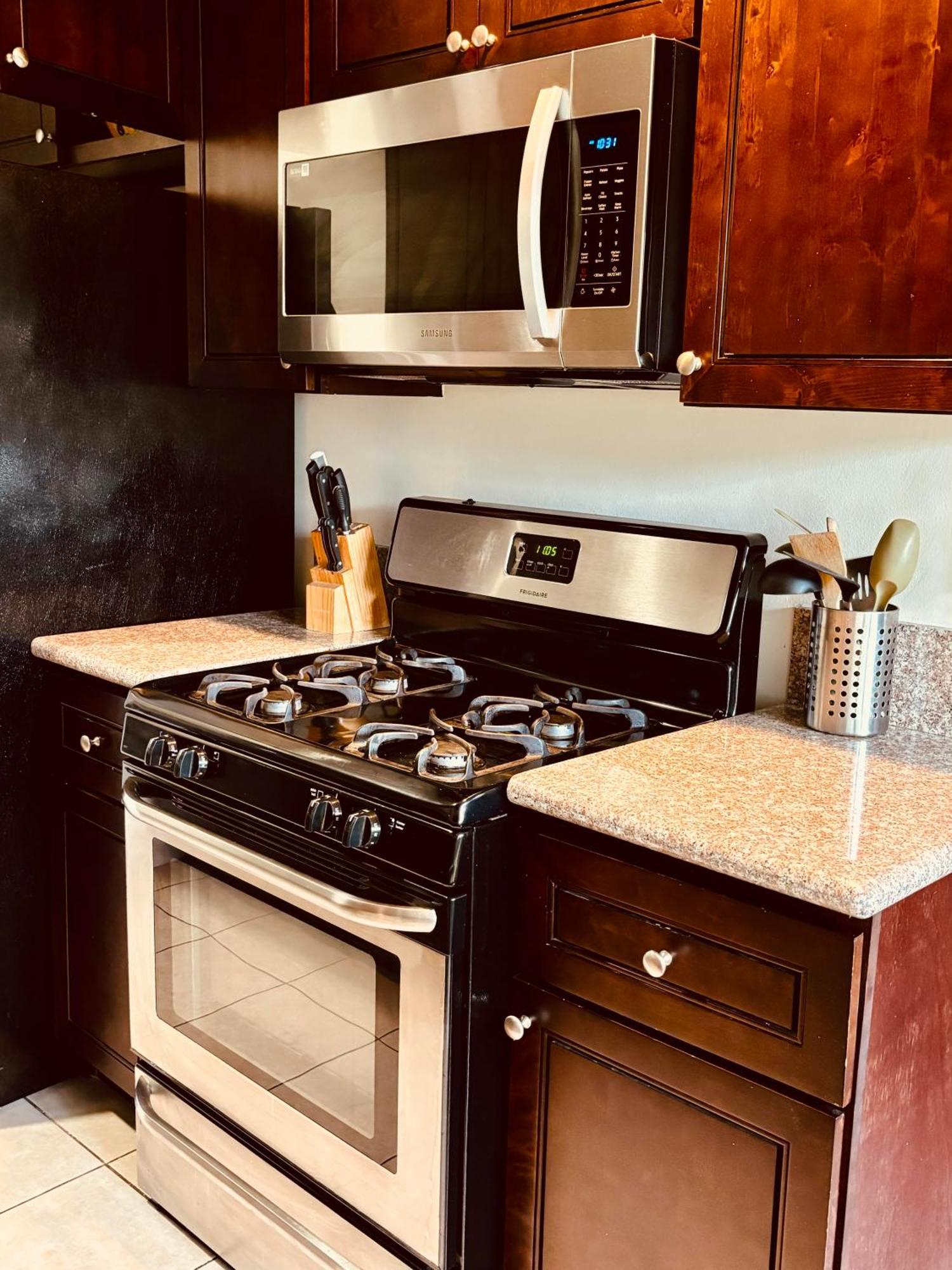 Centrally Located 2 Bed Ucla Apartment Los Angeles Exterior photo
